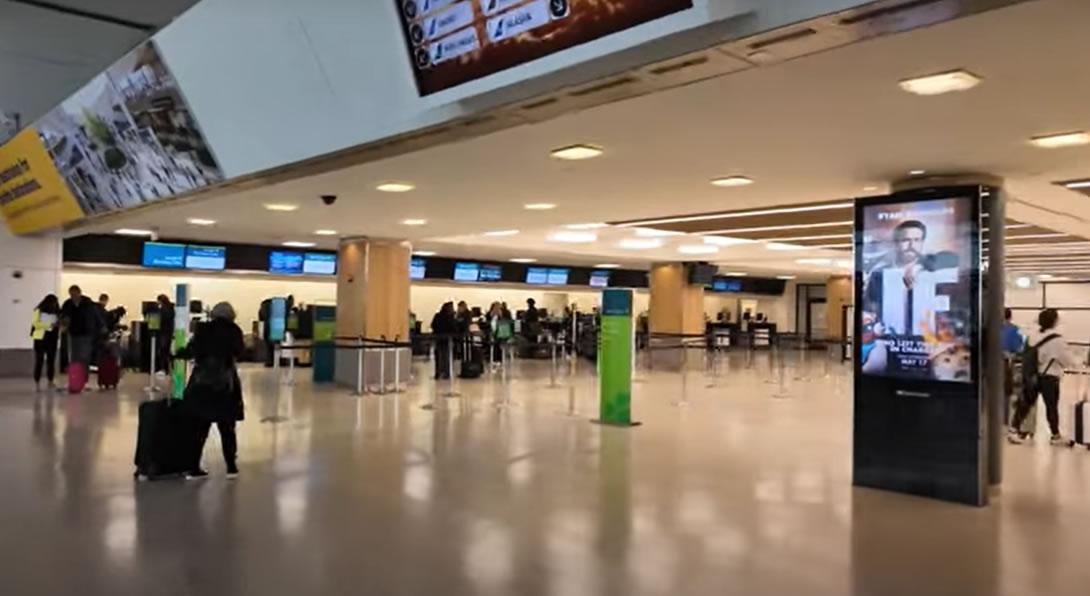 JFK airport amenities